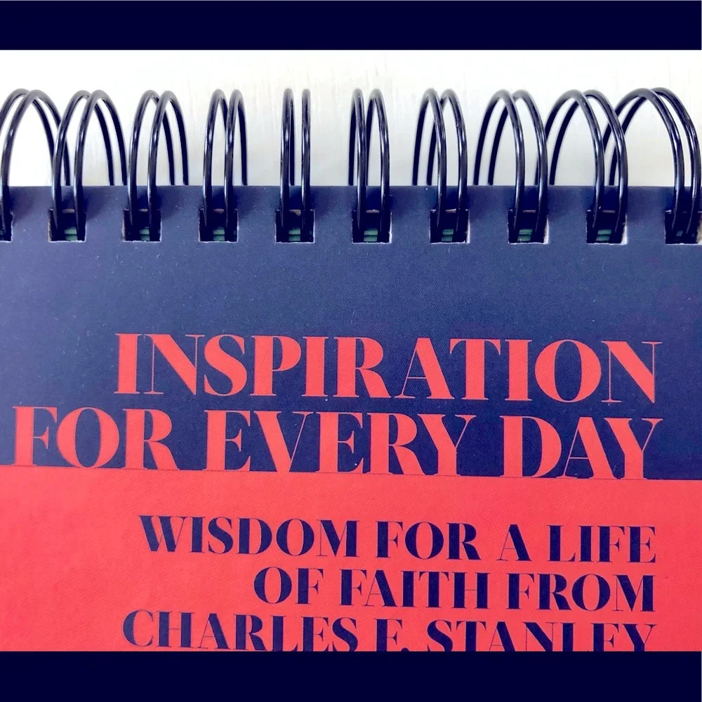 Perpetual calendar inspirations by Dr. Charles Stanley for Every day easel 384pg